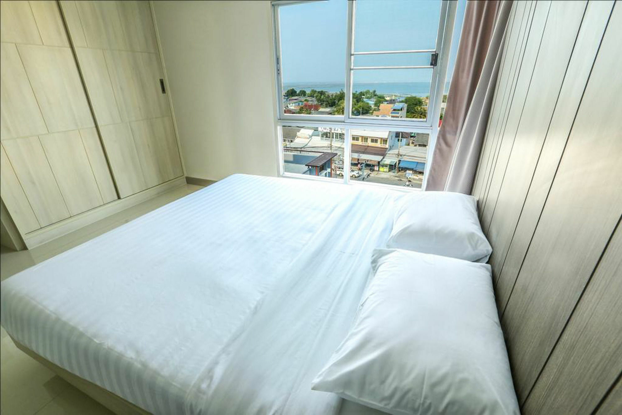 צ'ון בורי Central Place Serviced Apartment Angsila מראה חיצוני תמונה